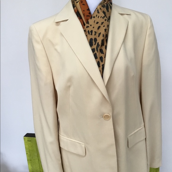 NWT Contraire  Louis Feraud blazer. - Picture 1 of 5